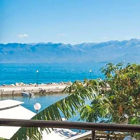 Akroyali Otel Longá