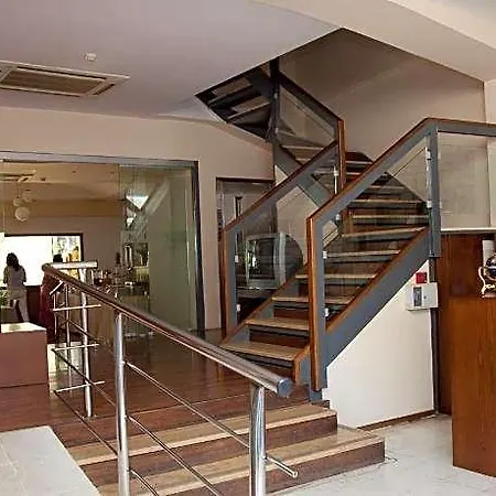 Akroyali Otel
