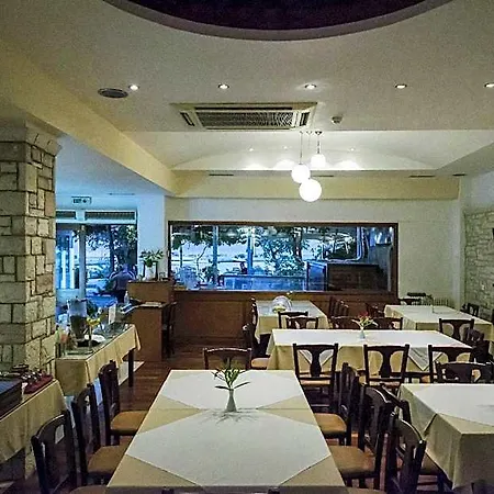 Otel Akroyali 3*